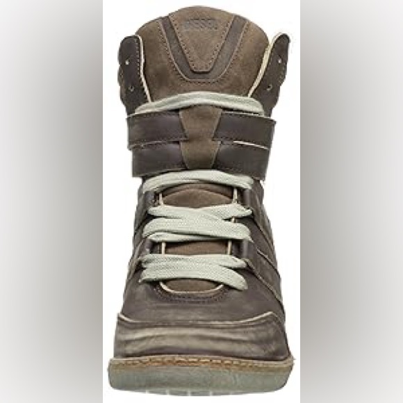 Diesel Turn Around Carabas Wedge Sneaker Soft Black Gray Leather 7.5 - Picture 2 of 13